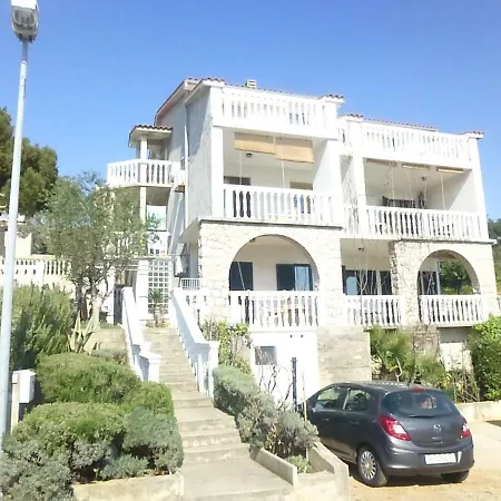 شقة Lavanda Omišalj